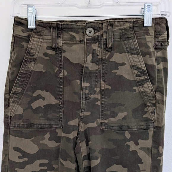 American Eagle Camouflage High Rise Jegging JeansCrop Green Pockets Size 4 - Picture 12 of 13